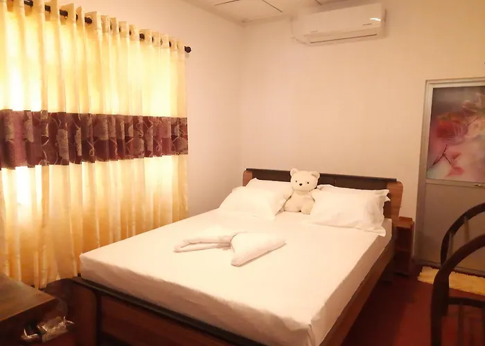 Natural Cozy Guest